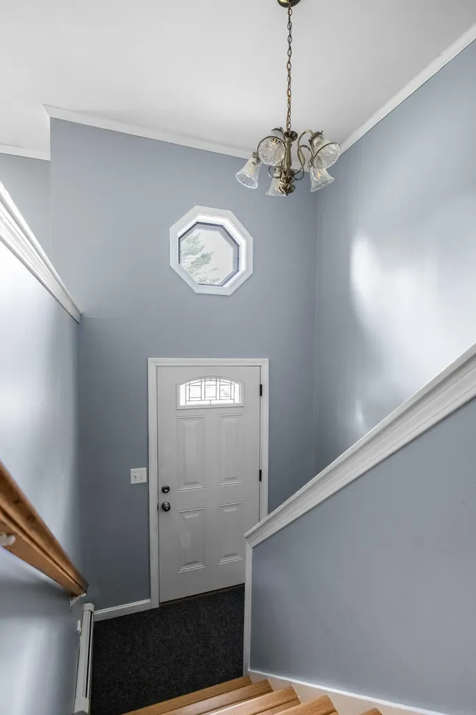 42 Yankee Avenue Bangor ME 04401