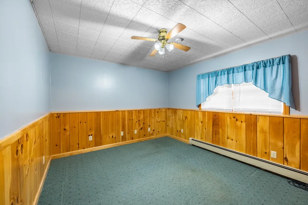42 Yankee Avenue Bangor ME 04401