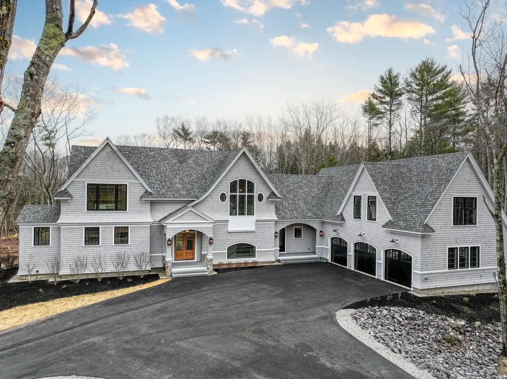 51 Woodland Drive Kennebunkport ME 04046