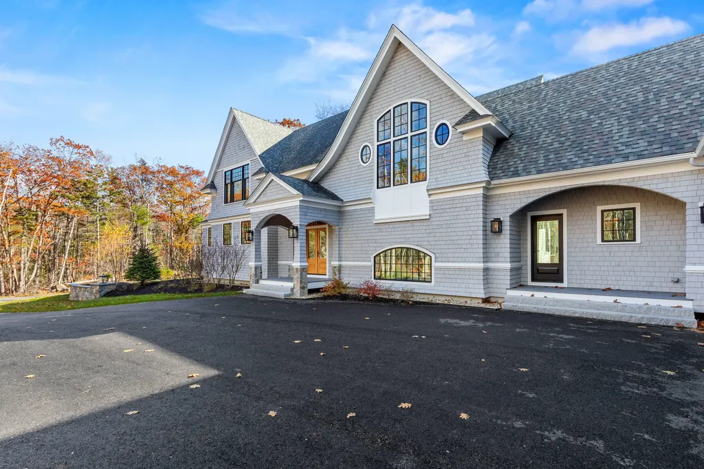51 Woodland Drive Kennebunkport ME 04046