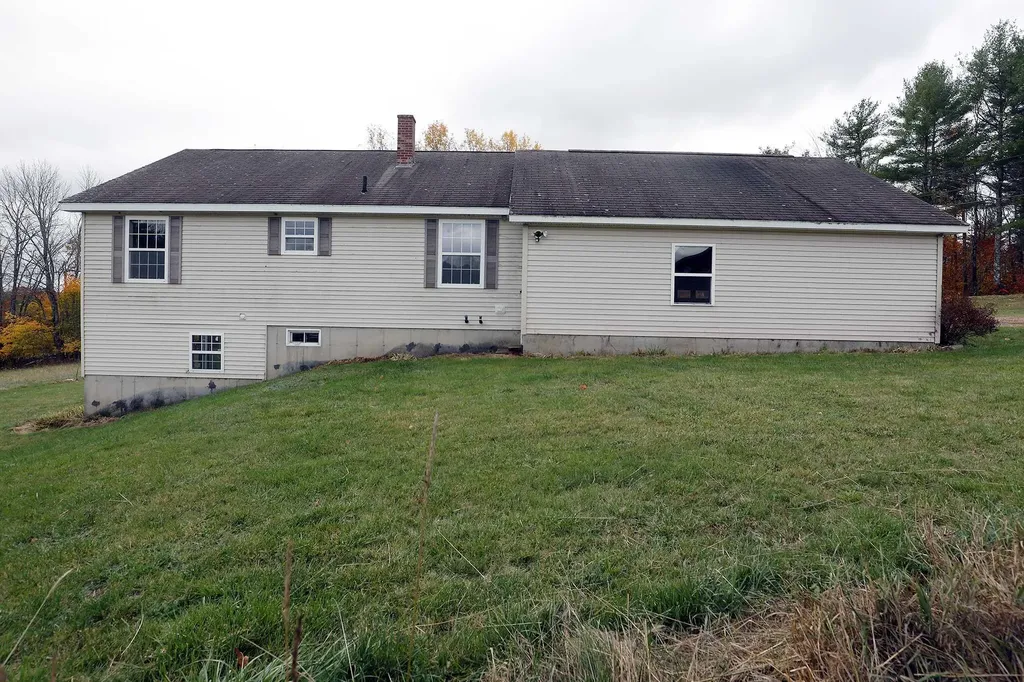 283 Church Road Readfield ME 04355