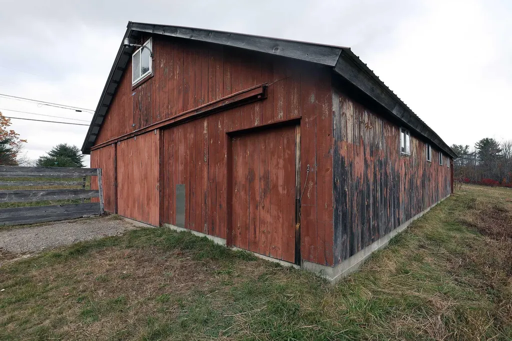 283 Church Road Readfield ME 04355