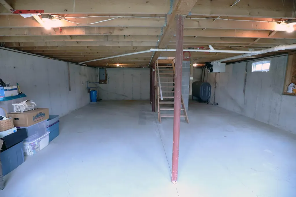 283 Church Road Readfield ME 04355