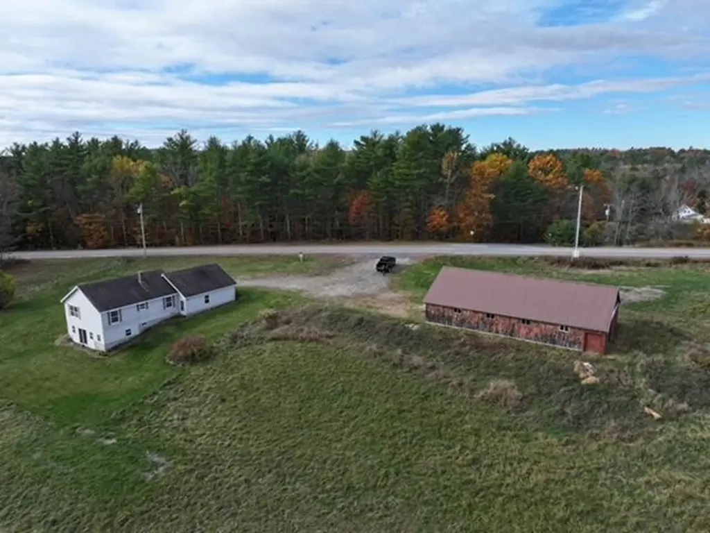 283 Church Road Readfield ME 04355