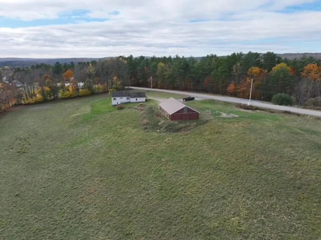 283 Church Road Readfield ME 04355