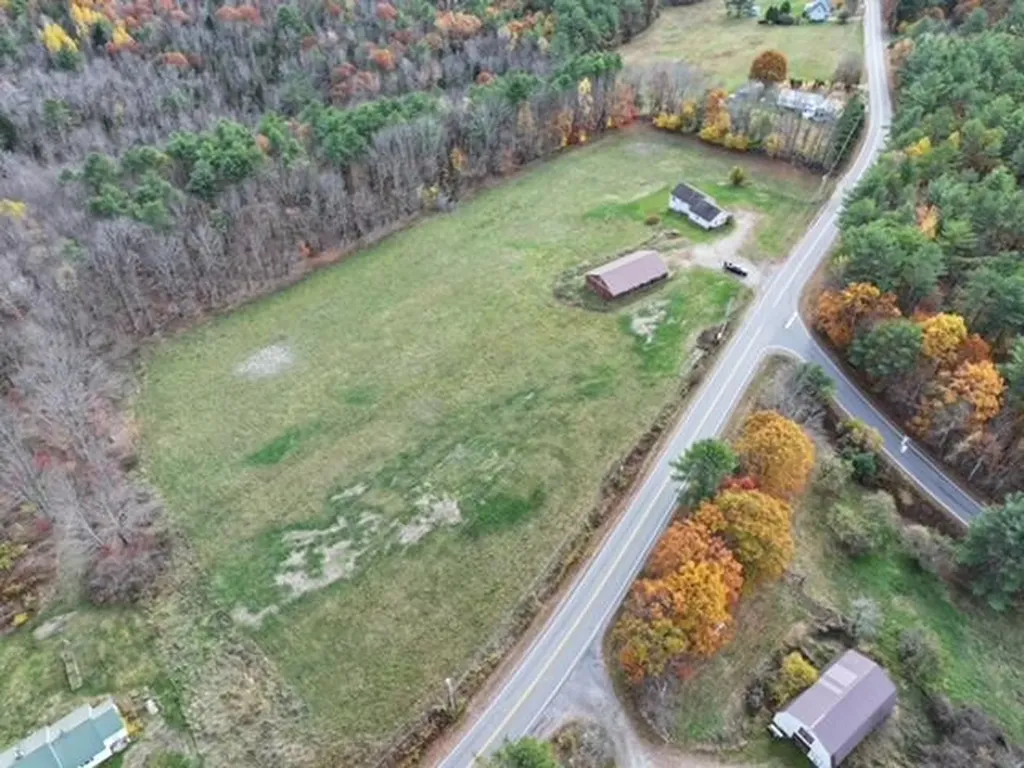 283 Church Road Readfield ME 04355
