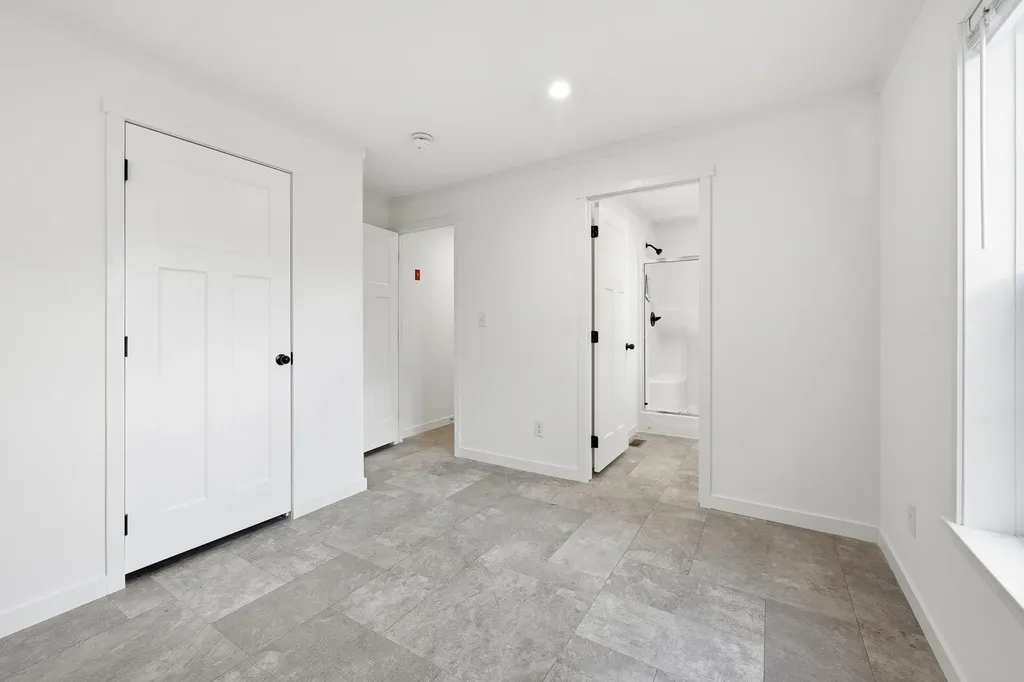 8 Victoria Drive Waterville ME 04901