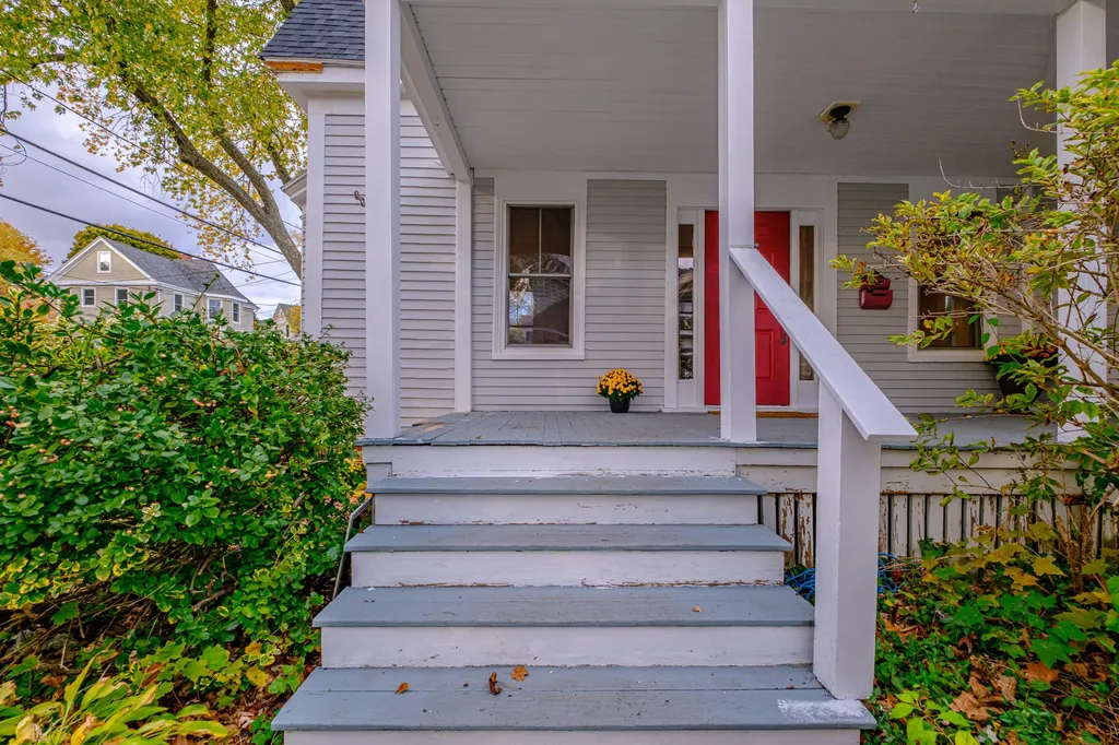 10 Whitehall Avenue South Portland ME 04106