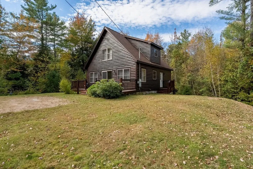 28 Flaherty Lane Greenwood ME 04255