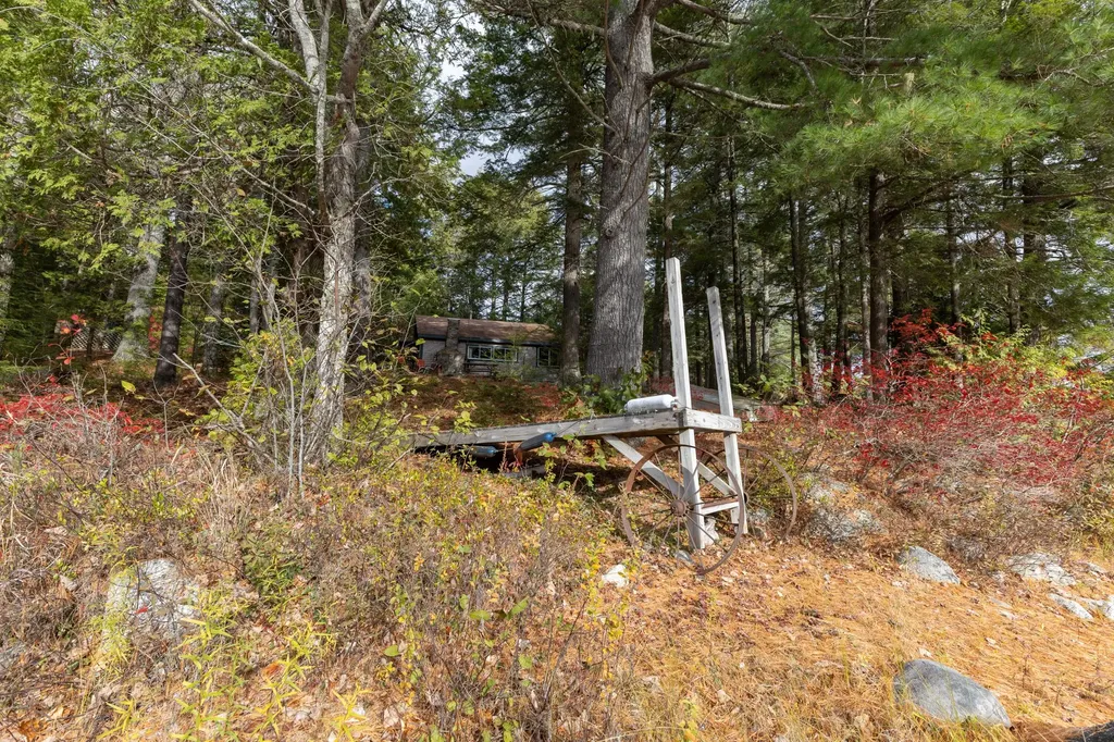 25 Point Road T28 Md ME 04622