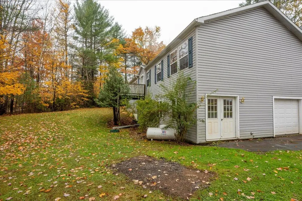 473 New England Road Searsmont ME 04973