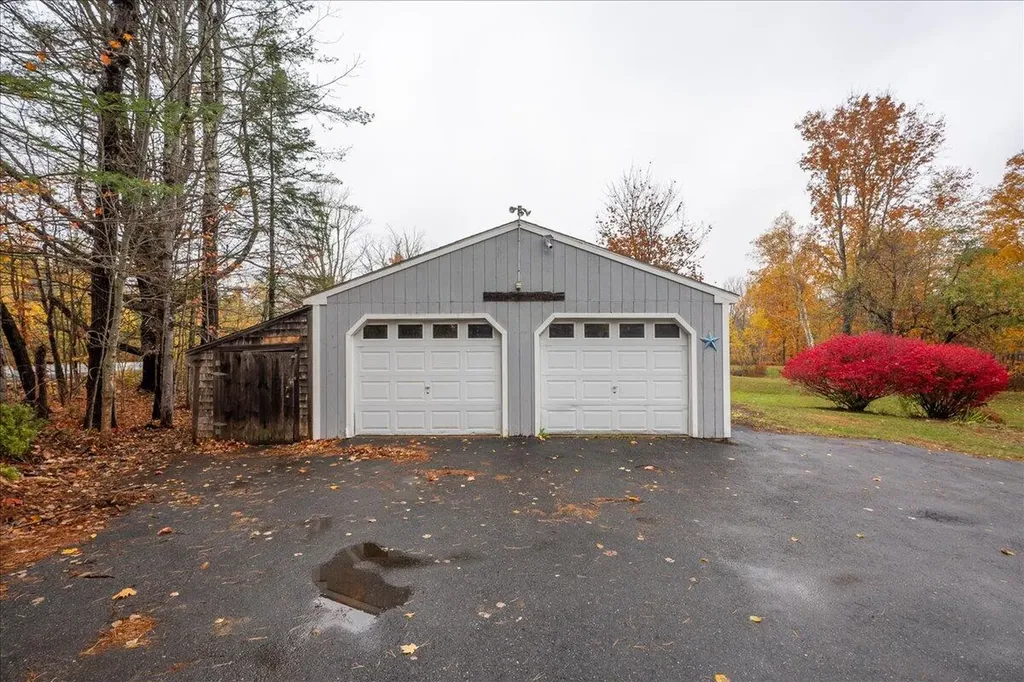 473 New England Road Searsmont ME 04973
