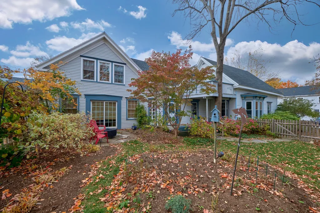 21 Ocean Street Rockland ME 04841