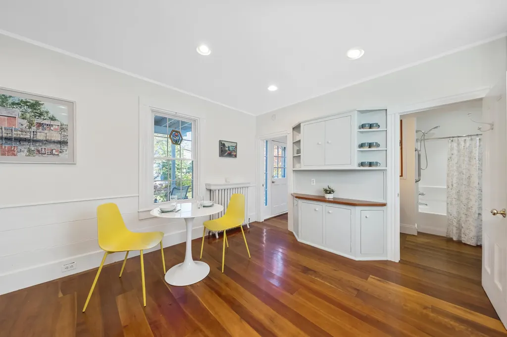 21 Ocean Street Rockland ME 04841