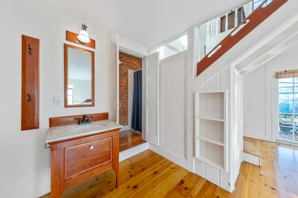 21 Ocean Street Rockland ME 04841