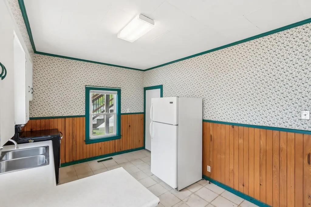 520 Lincoln Street Lewiston ME 04240