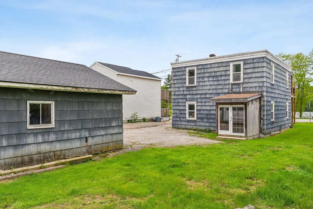 520 Lincoln Street Lewiston ME 04240
