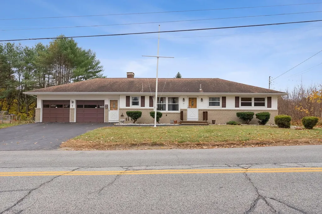 39 Montello Street Lewiston ME 04240