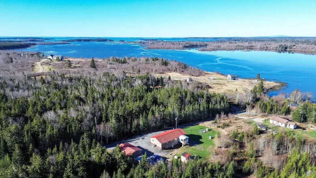 55 Wilders Way Jonesport ME 04649