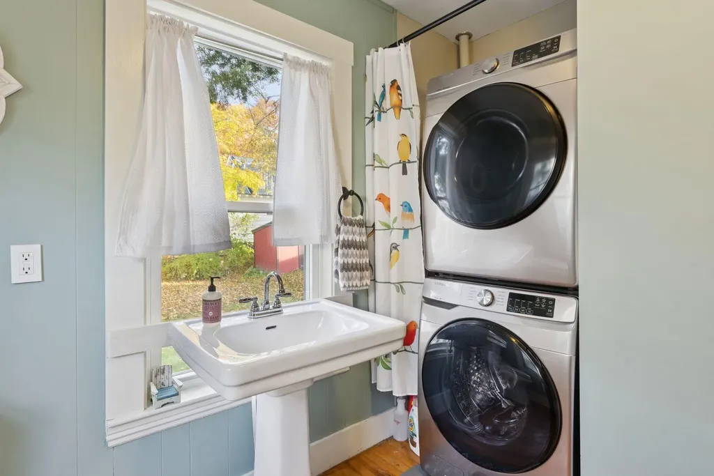 15 Linden Street Auburn ME 04210