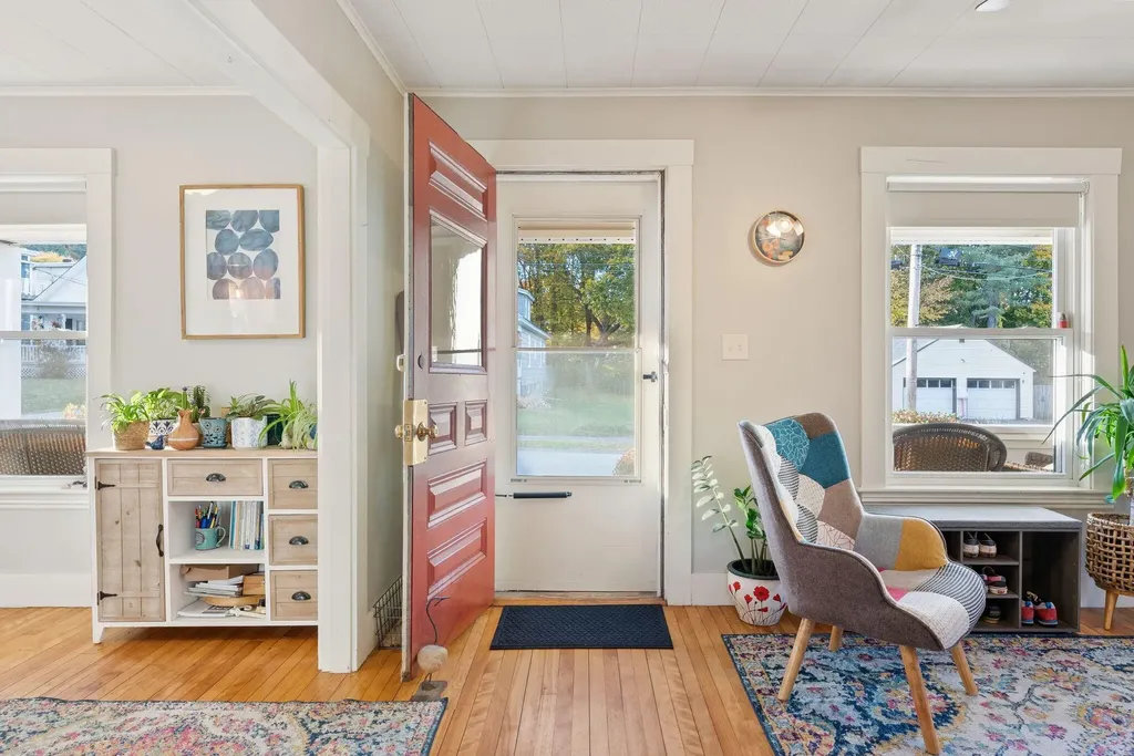 15 Linden Street Auburn ME 04210