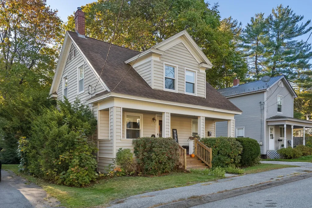 15 Linden Street Auburn ME 04210