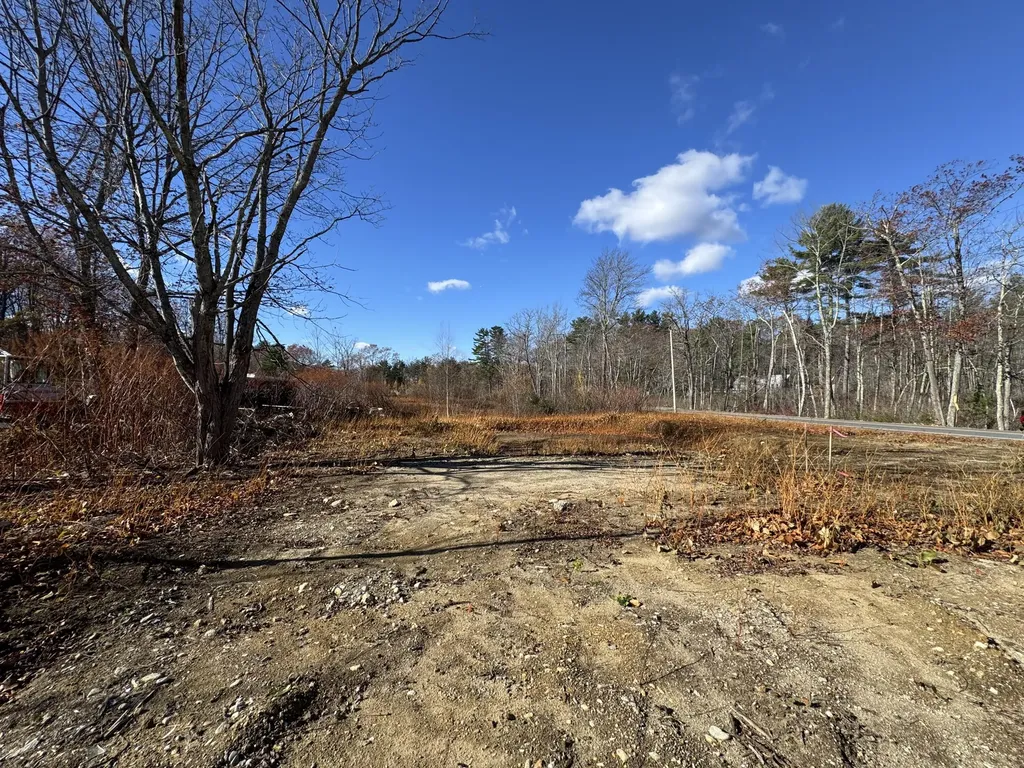379 Bonny Eagle Road Standish ME 04084