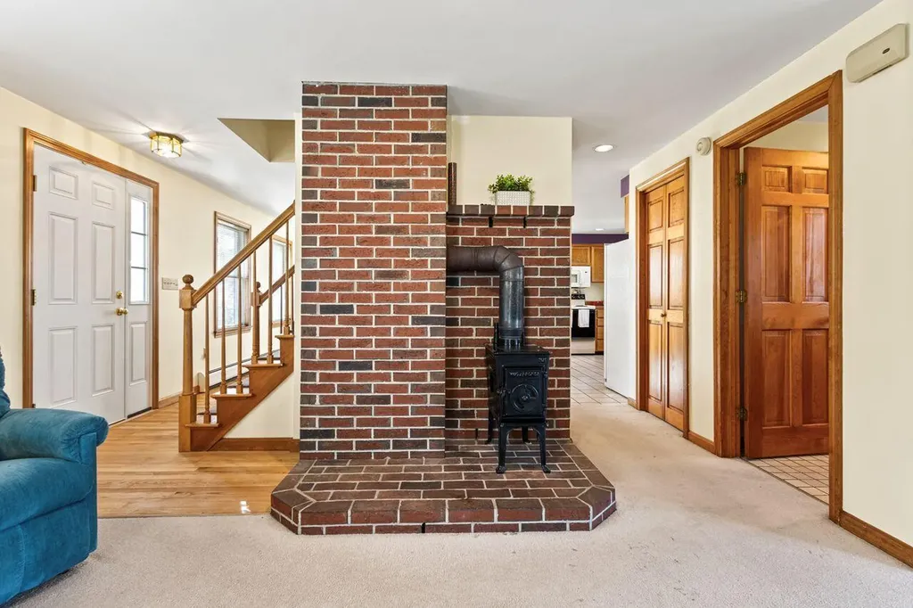 406 Palmer Avenue Portland ME 04103