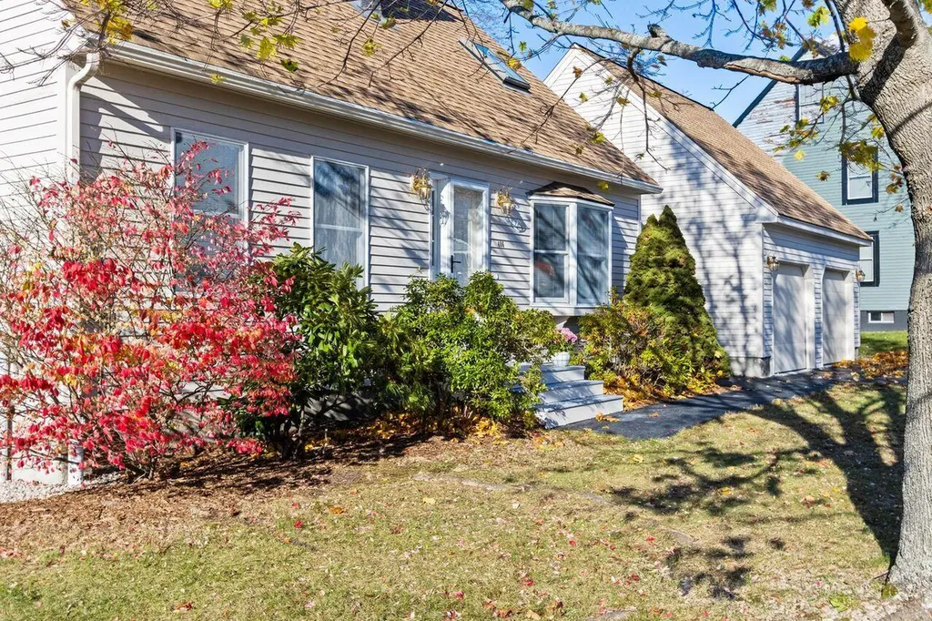 406 Palmer Avenue Portland ME 04103