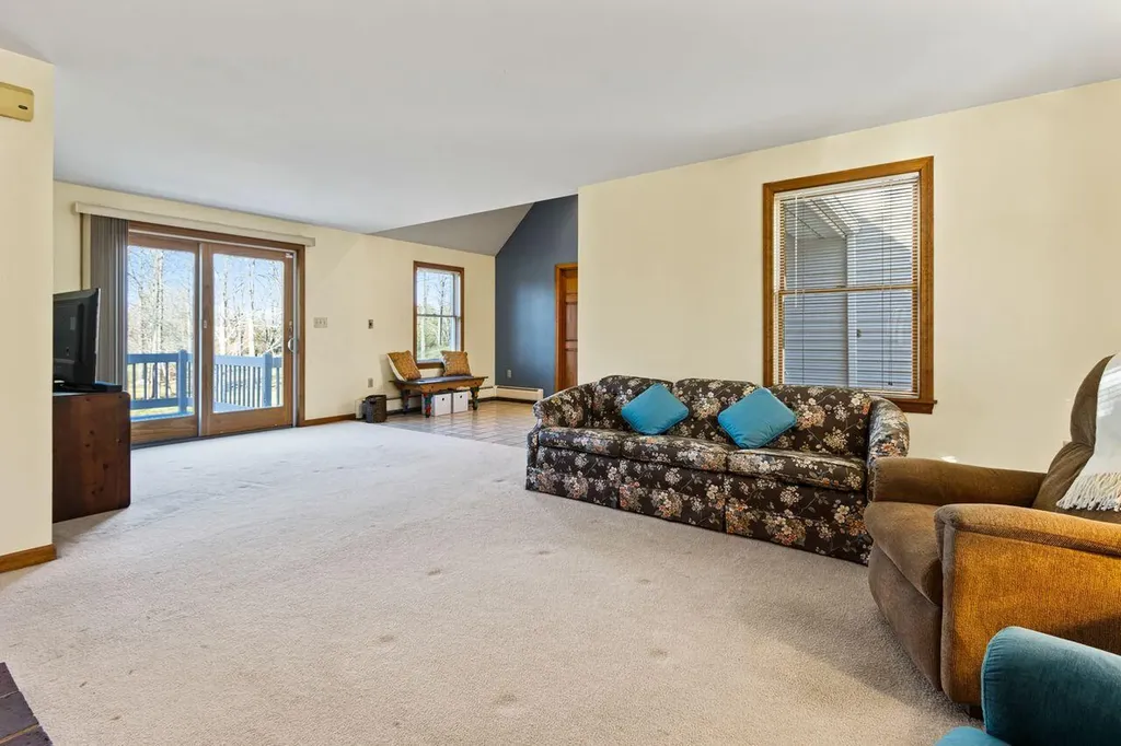 406 Palmer Avenue Portland ME 04103