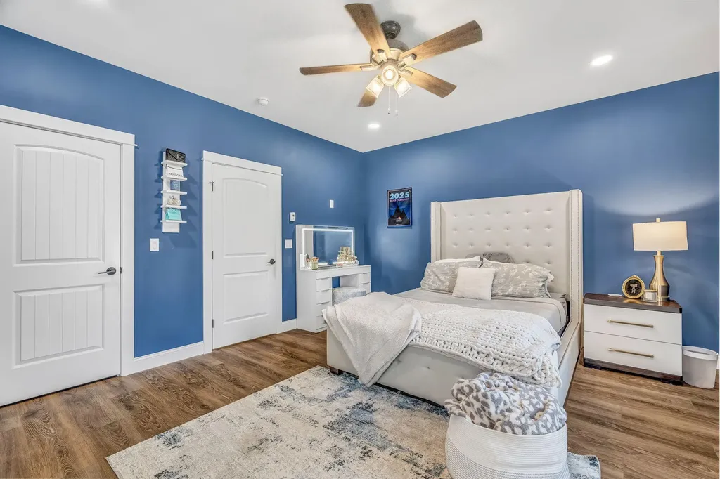81 Fowler Road Hampden ME 04444