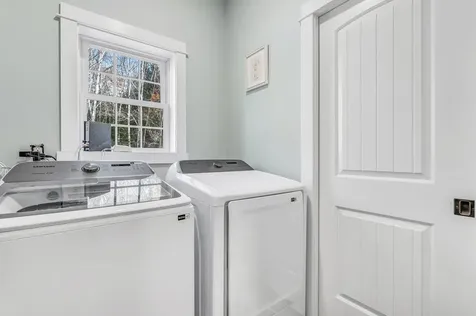 81 Fowler Road Hampden ME 04444
