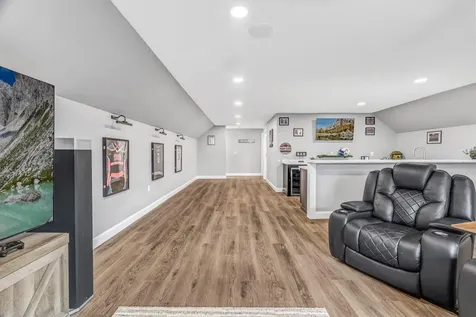 81 Fowler Road Hampden ME 04444