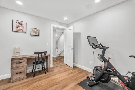 81 Fowler Road Hampden ME 04444