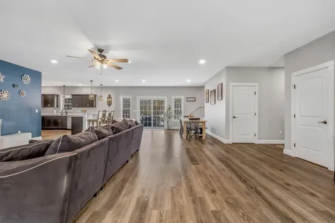 81 Fowler Road Hampden ME 04444