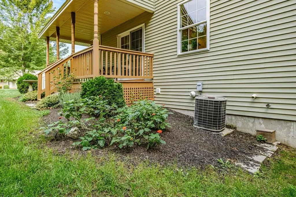 4 Paxton Way Windham ME 04062