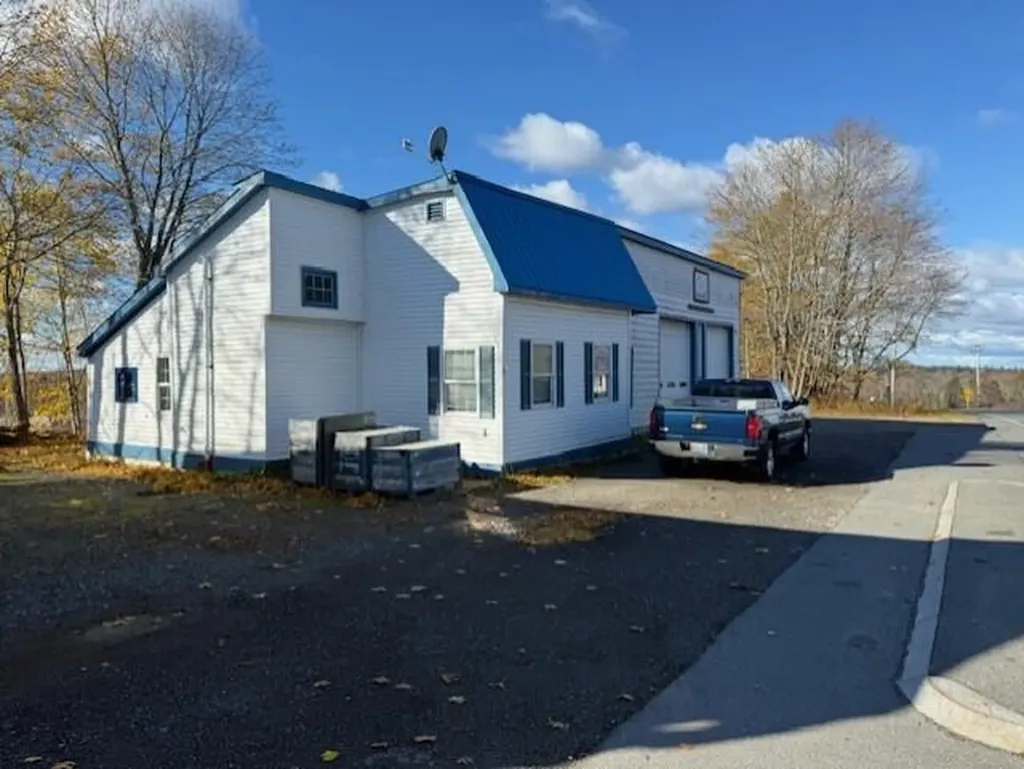 2 Atlantic Highway Thomaston ME 04861