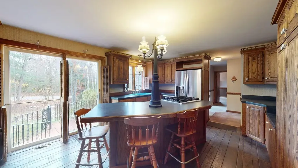90 Woodridge Road Brewer ME 04412