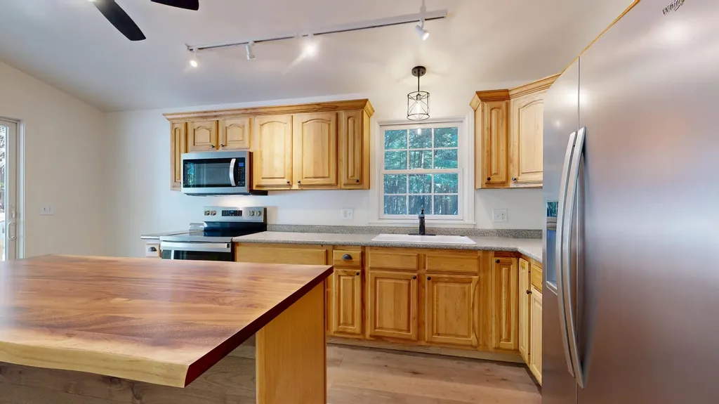 71 Darbick Terrace Hollis ME 04042