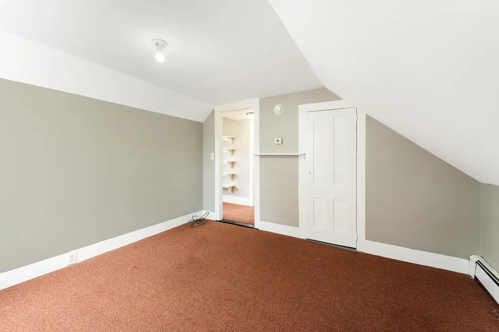 4 Lincoln Street Richmond ME 04357