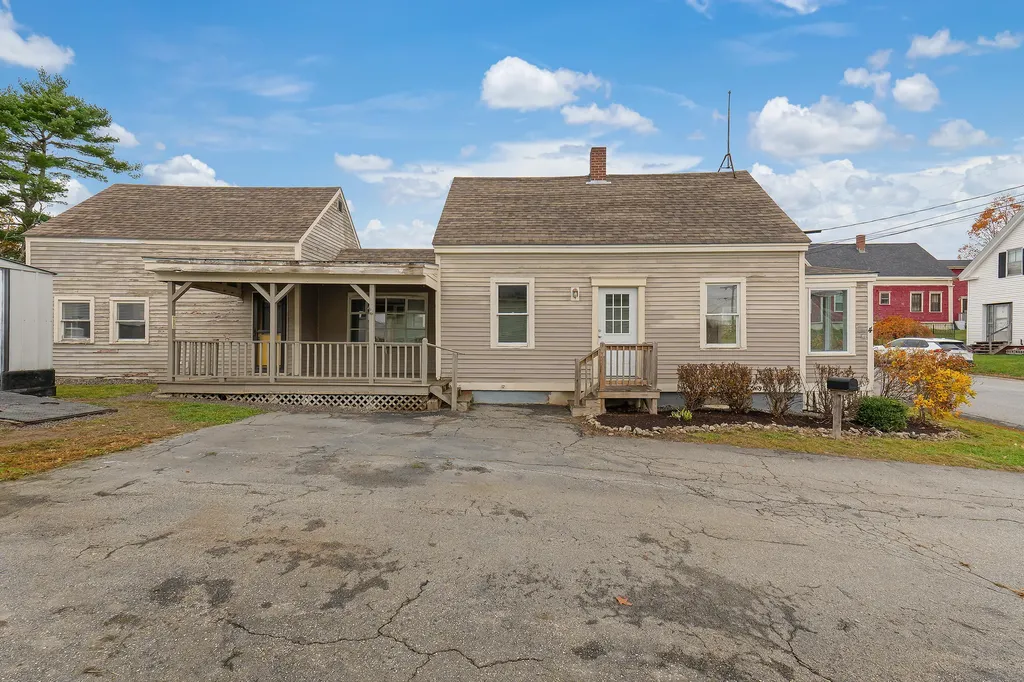 4 Lincoln Street Richmond ME 04357
