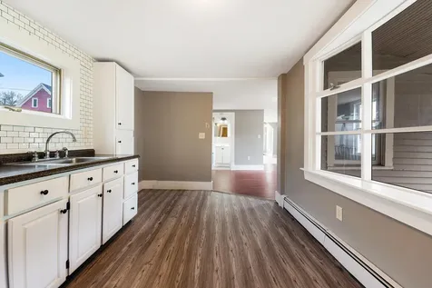 4 Lincoln Street Richmond ME 04357