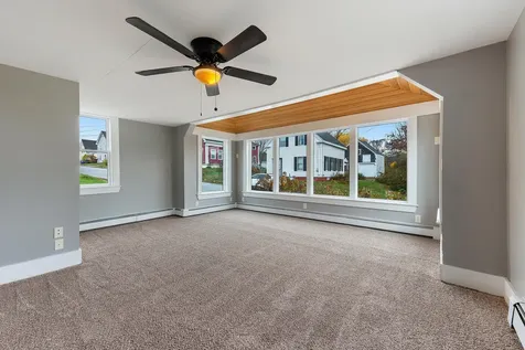 4 Lincoln Street Richmond ME 04357