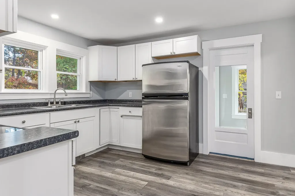 6 Dudley Street Sanford ME 04073