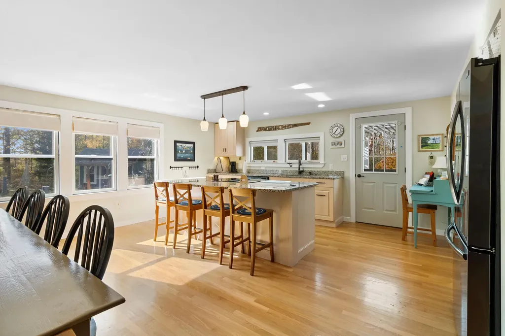 40 Highland Street Rockland ME 04841