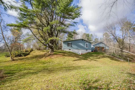111 New Vineyard Road Farmington ME 04938