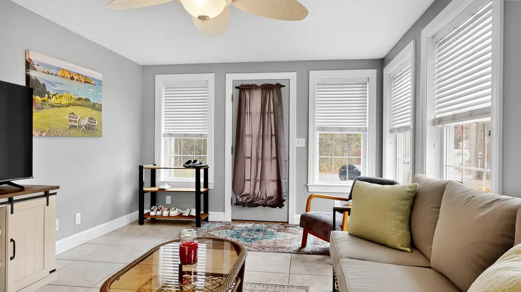 18 Oak Ridge Road Sanford ME 04073