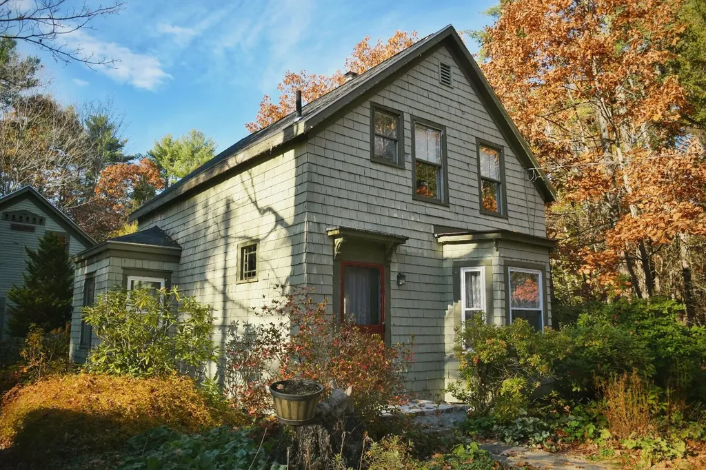 213 Burnham Road Gorham ME 04038