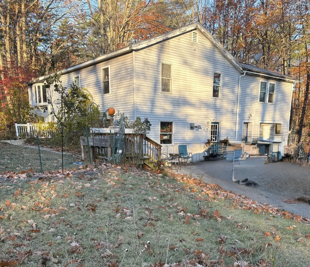 15 Sequoia Drive Freeport ME 04032