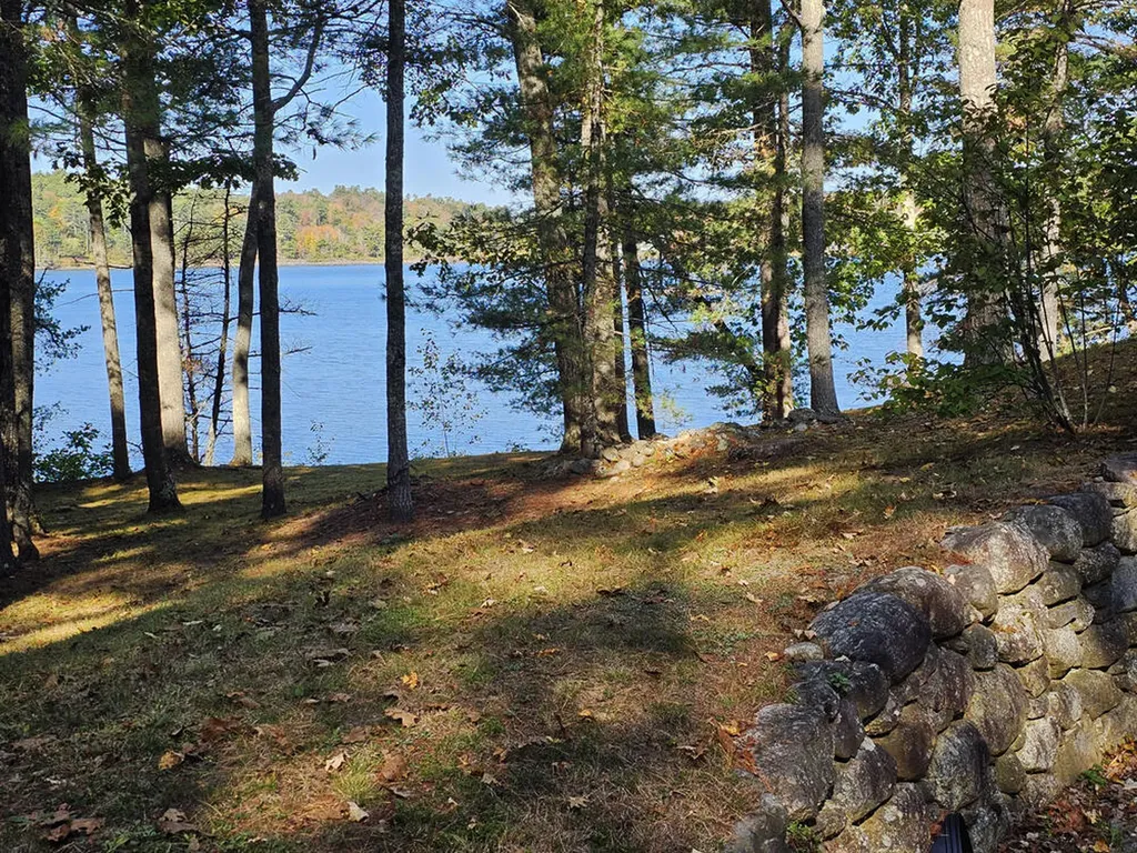 16 Townley Drive Damariscotta ME 04543